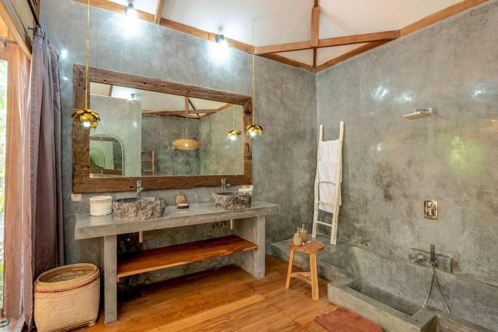 Secret River Villa - Luxury Villa 5 Bedrooms - Kerobokan - Canggu Buitenkant foto