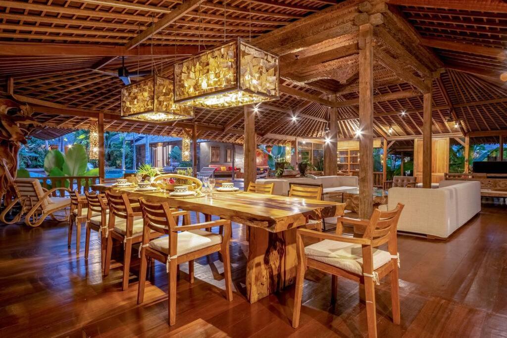 Secret River Villa - Luxury Villa 5 Bedrooms - Kerobokan - Canggu Buitenkant foto