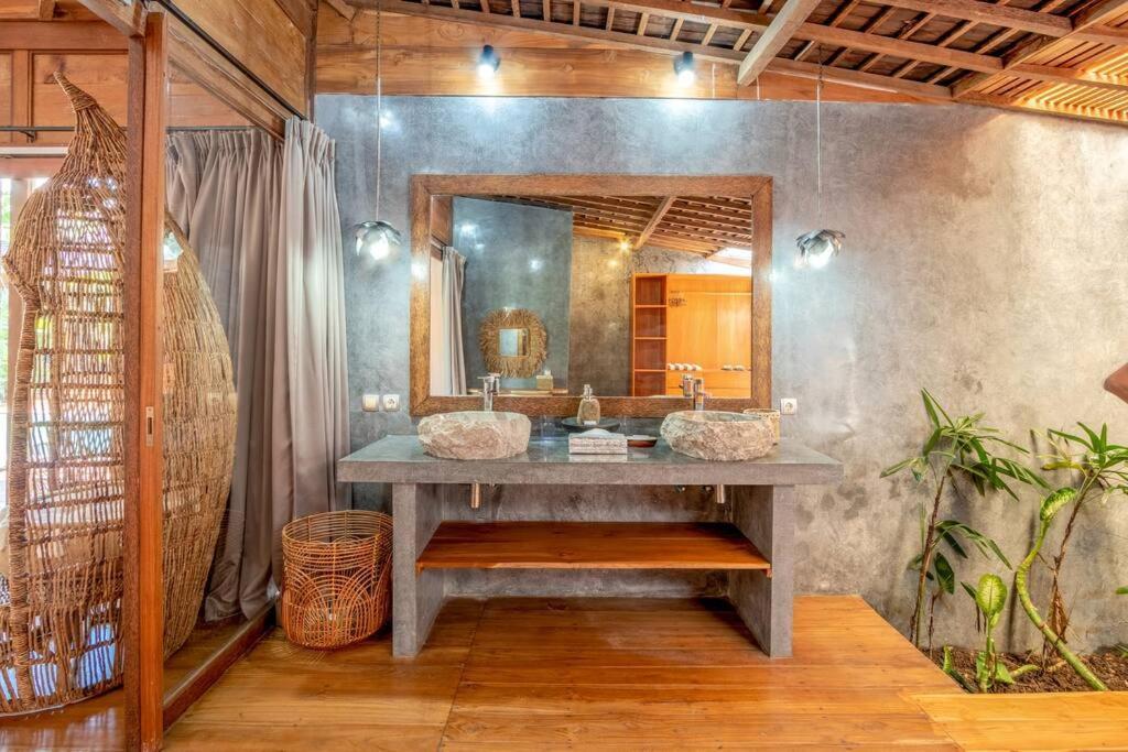 Secret River Villa - Luxury Villa 5 Bedrooms - Kerobokan - Canggu Buitenkant foto